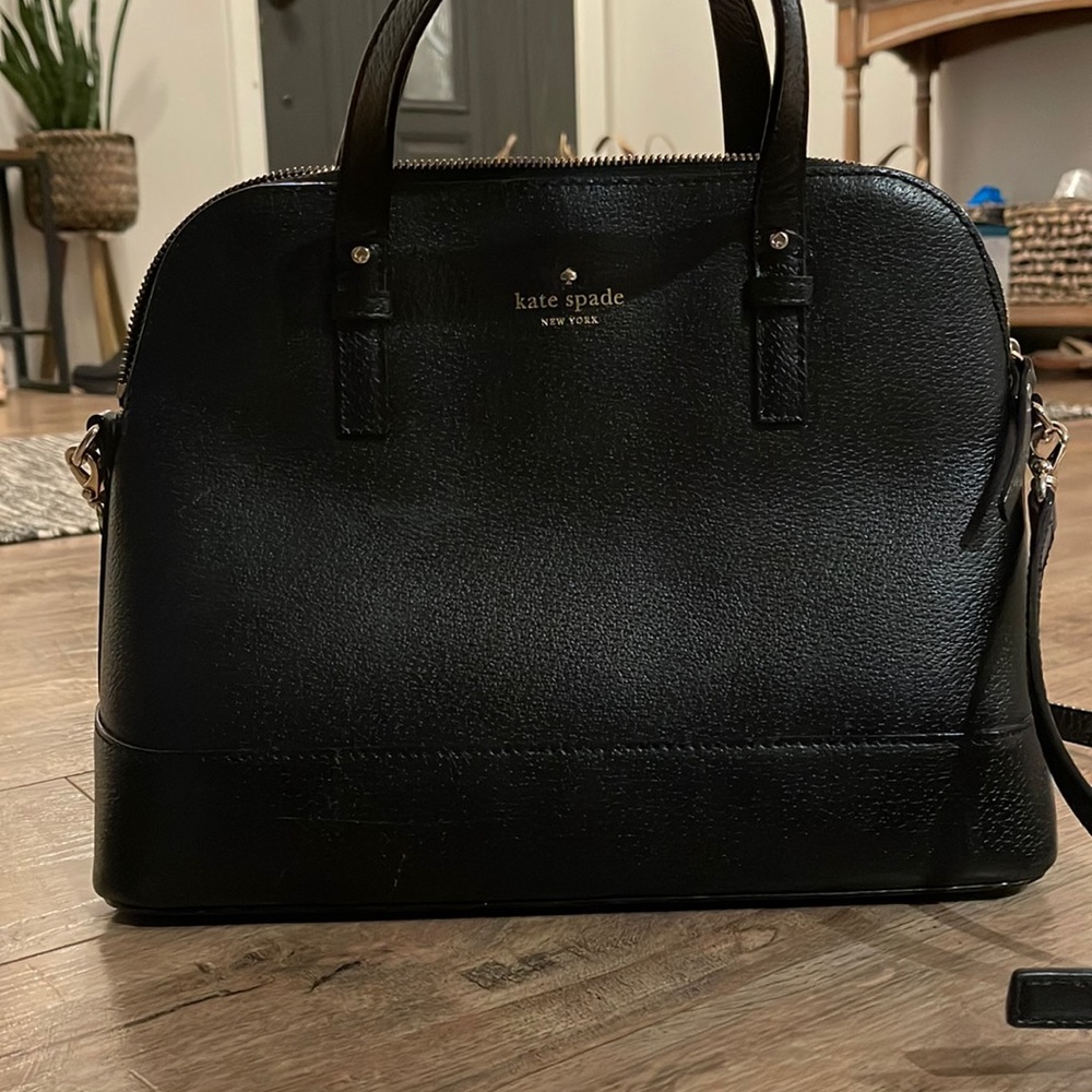 Kate spade satchel and wallet. Great condition